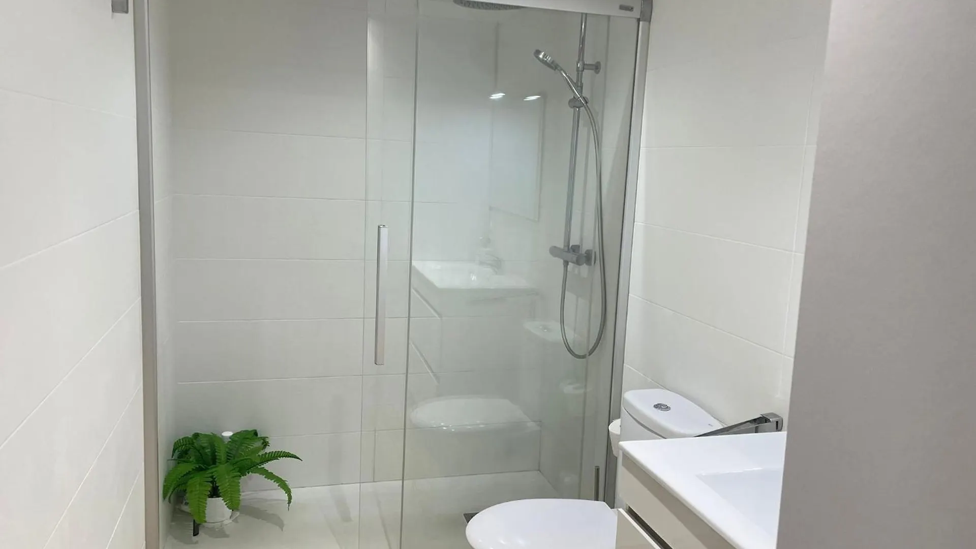 Apartament Castell De Tossa- A 100M Playa-Parking Тосса-де-Мар 0*,  Испания